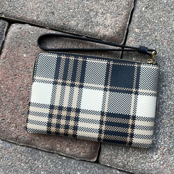 Coach Corner Zip Wristlet With Garden Plaid Print - Picture 9 of 15